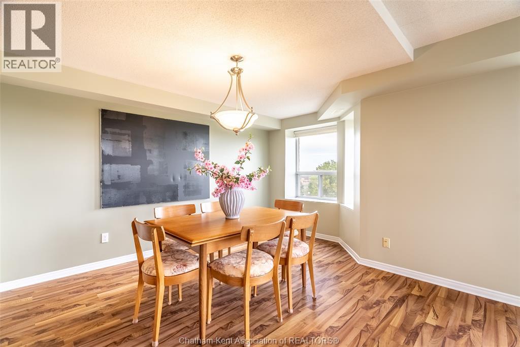 10 Van Allen Avenue — photo 14