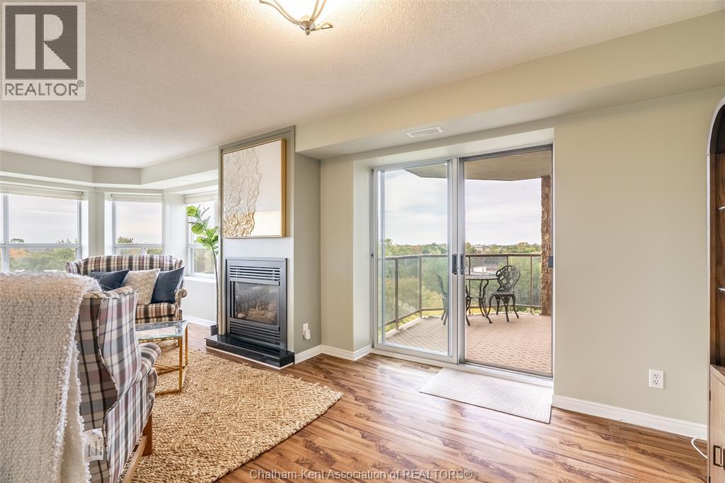 10 Van Allen Avenue — photo 18