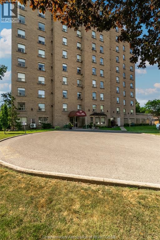 #903 10 Van Allen AVENUE - 2