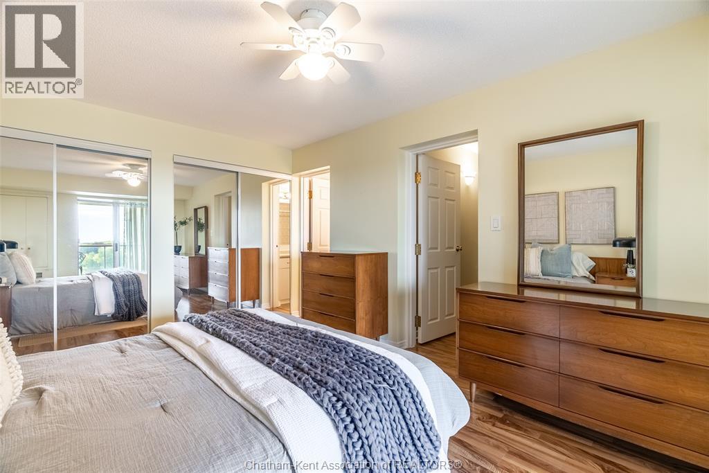 #903 10 Van Allen AVENUE - 20