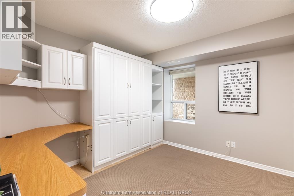 #903 10 Van Allen AVENUE - 8