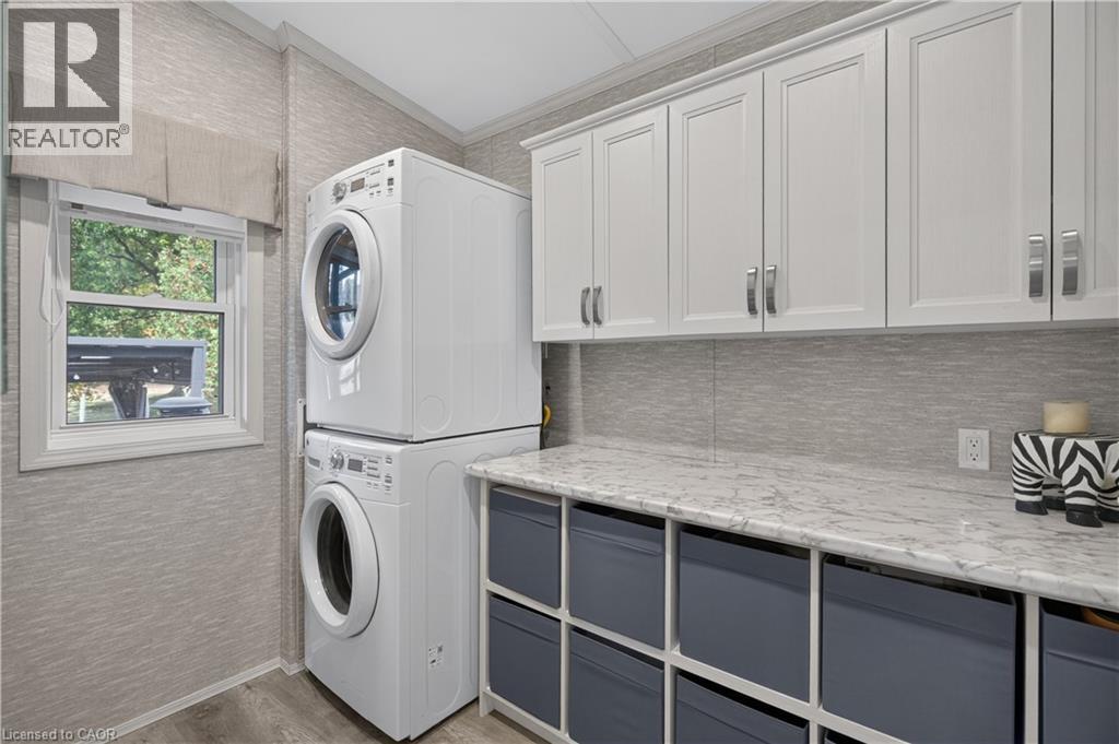 4449 MILBUROUGH Unit# 5 Oak Street - 25