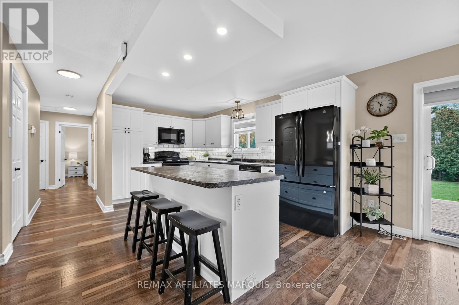 113 Bay Road — photo 13