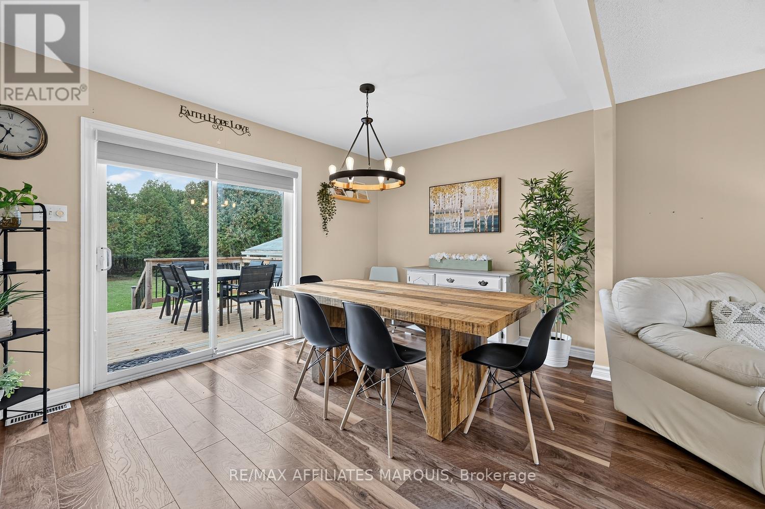 113 BAY ROAD - 19