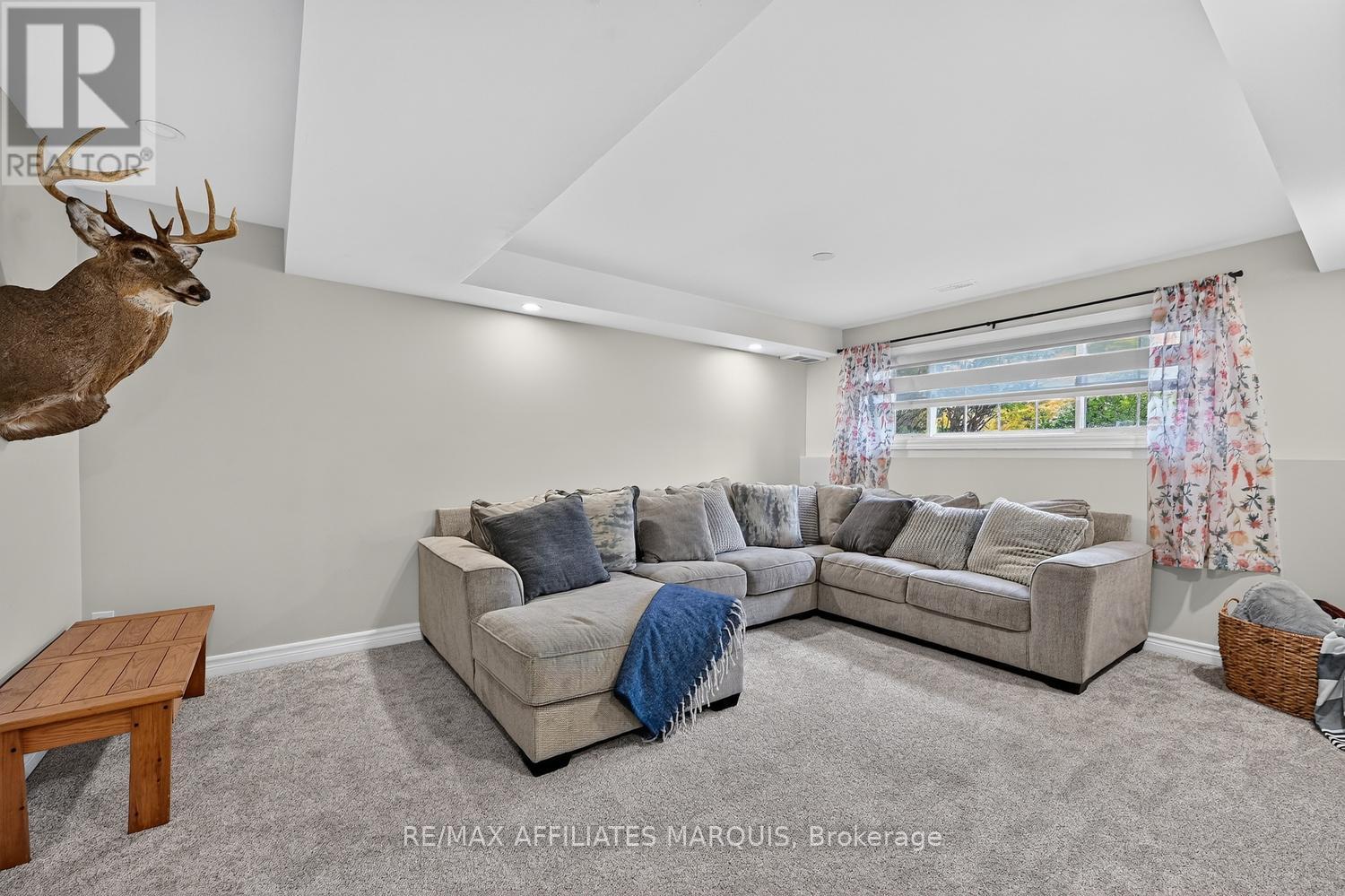 113 BAY ROAD - 31