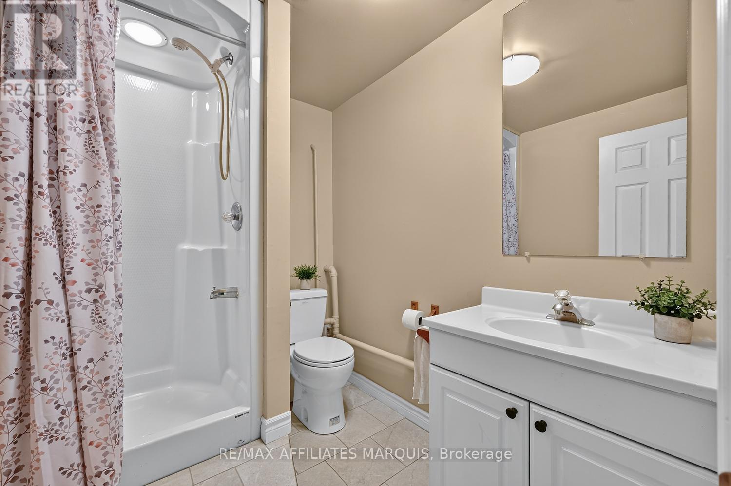 113 Bay Road — photo 35