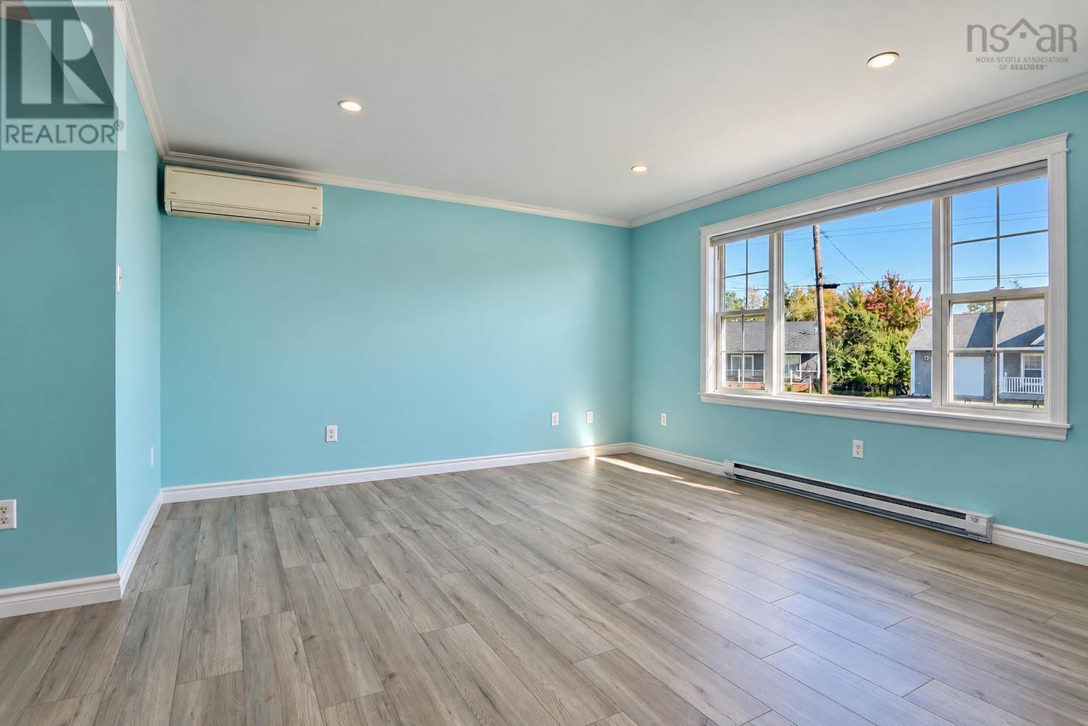 Property 23 of 50 of 44 Lovat Crescent