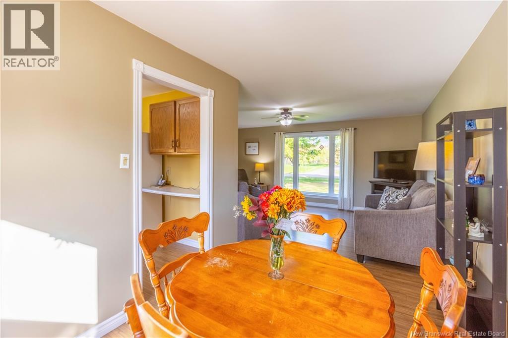 166 Mount View Road - 10