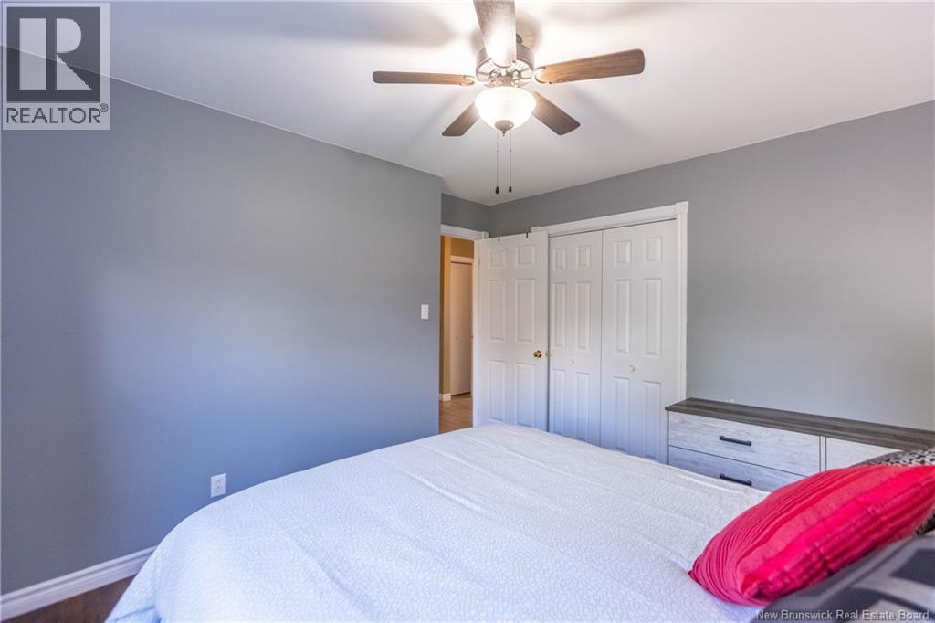 166 Mount View Road - 16