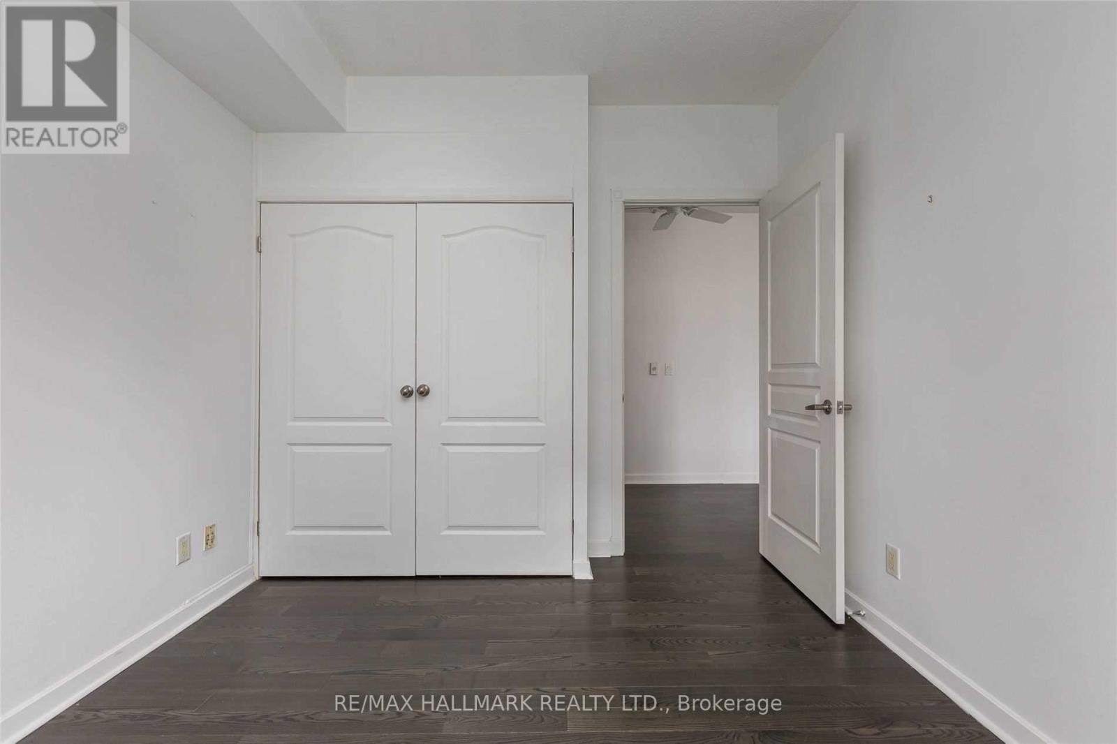 438 Richmond Street West — photo 18