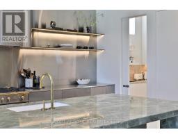 Bedroom - 127 Yonge Boulevard, Toronto, ON M5M3H2 Photo 12