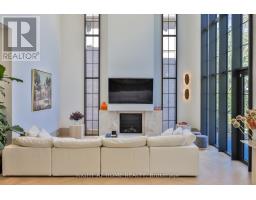 127 Yonge Boulevard, Toronto, ON M5M3H2 Photo 16