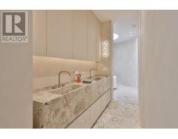 127 Yonge Boulevard, Toronto, ON M5M3H2 Photo 30