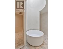 127 Yonge Boulevard, Toronto, ON M5M3H2 Photo 32