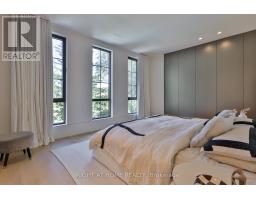 127 Yonge Boulevard, Toronto, ON M5M3H2 Photo 34
