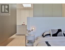 127 Yonge Boulevard, Toronto, ON M5M3H2 Photo 36