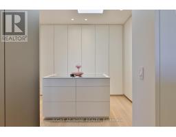 127 Yonge Boulevard, Toronto, ON M5M3H2 Photo 37