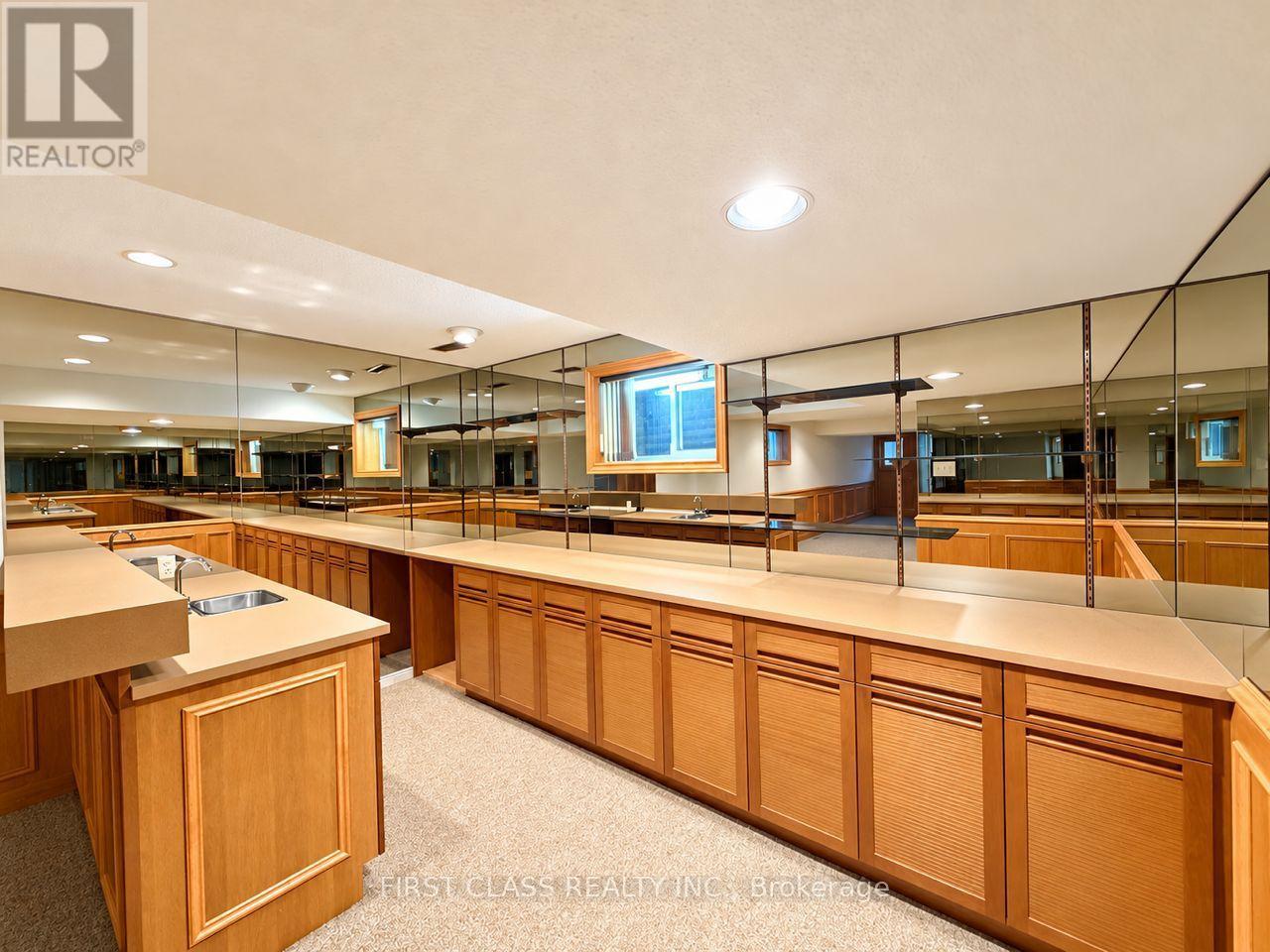 54 Magpie Crescent, Toronto, ON photo 38