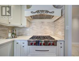 54 Magpie Crescent, Toronto, ON M2L2E5 Photo 14