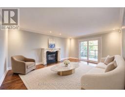 54 Magpie Crescent, Toronto, ON M2L2E5 Photo 18
