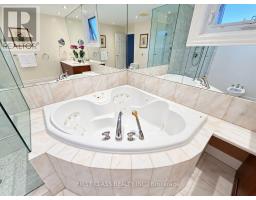 54 Magpie Crescent, Toronto, ON M2L2E5 Photo 27