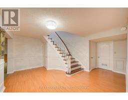 54 Magpie Crescent, Toronto, ON M2L2E5 Photo 30