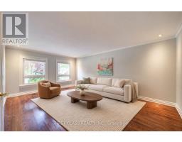 Eating area - 54 Magpie Crescent, Toronto, ON M2L2E5 Photo 7