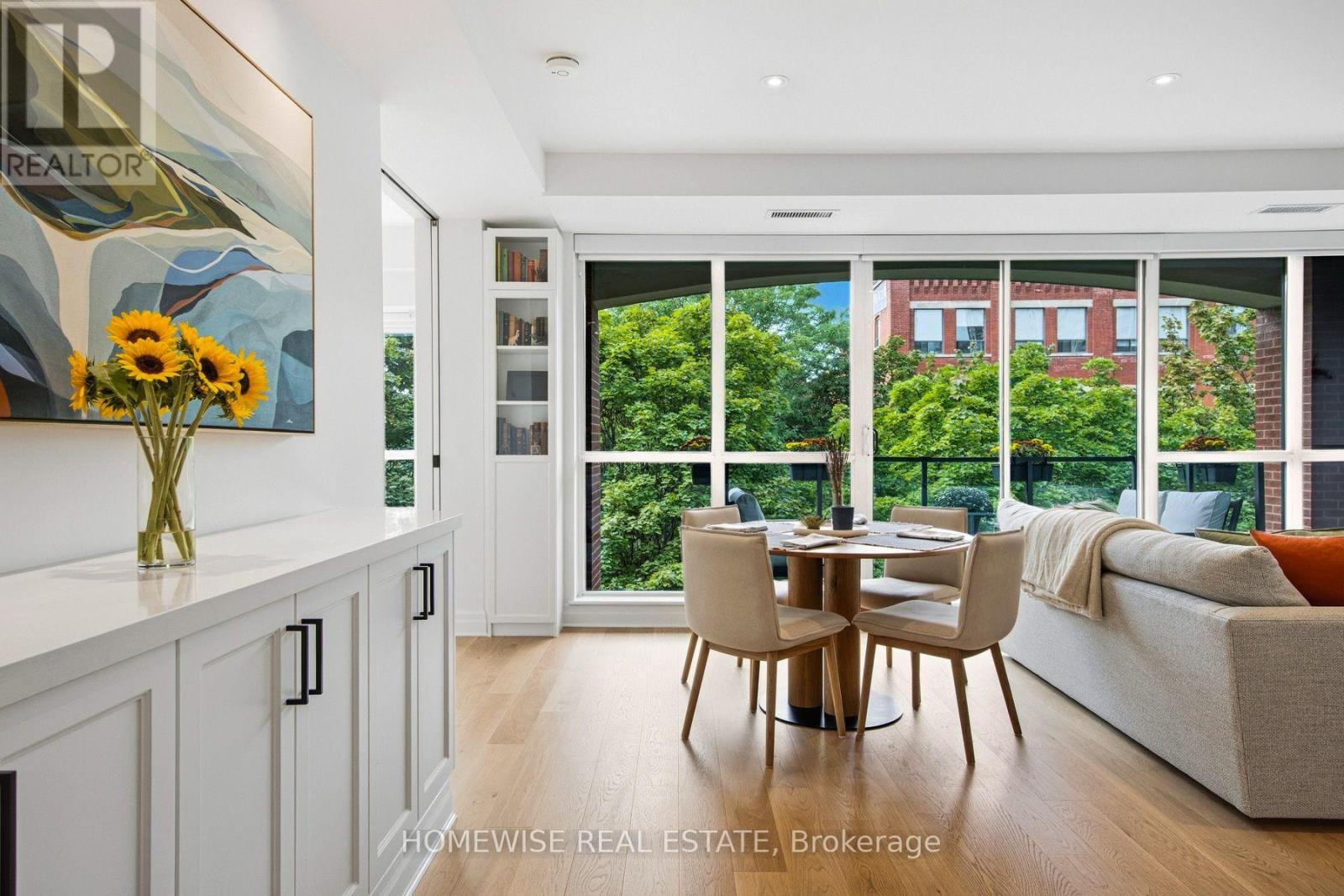 11 Soho Street — photo 10