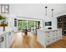 403 - 11 Soho Street, Toronto, ON M5T3L7 Photo 9