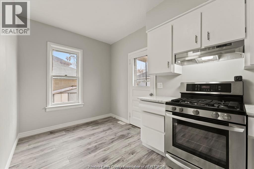 215 Pierre AVENUE - Image 7