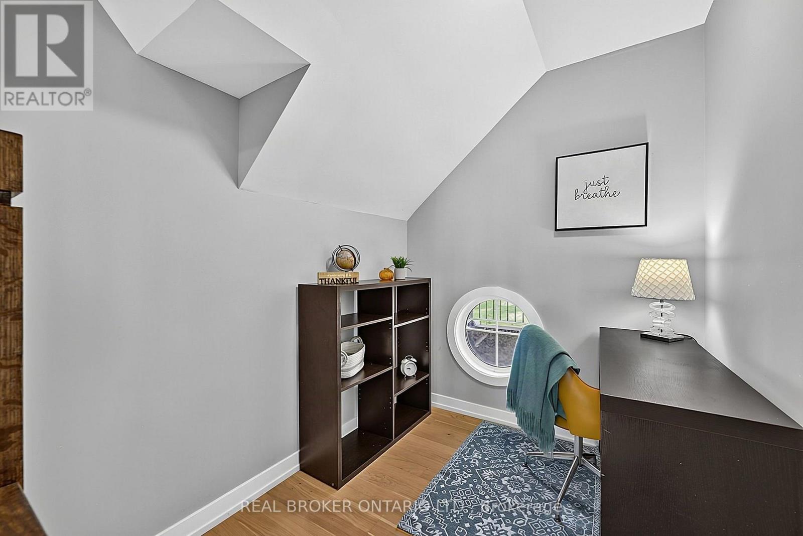31 LYALL STOKES CIRCLE - 13