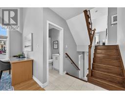 31 Lyall Stokes Circle, East Gwillimbury, ON L0G1M0 Photo 19