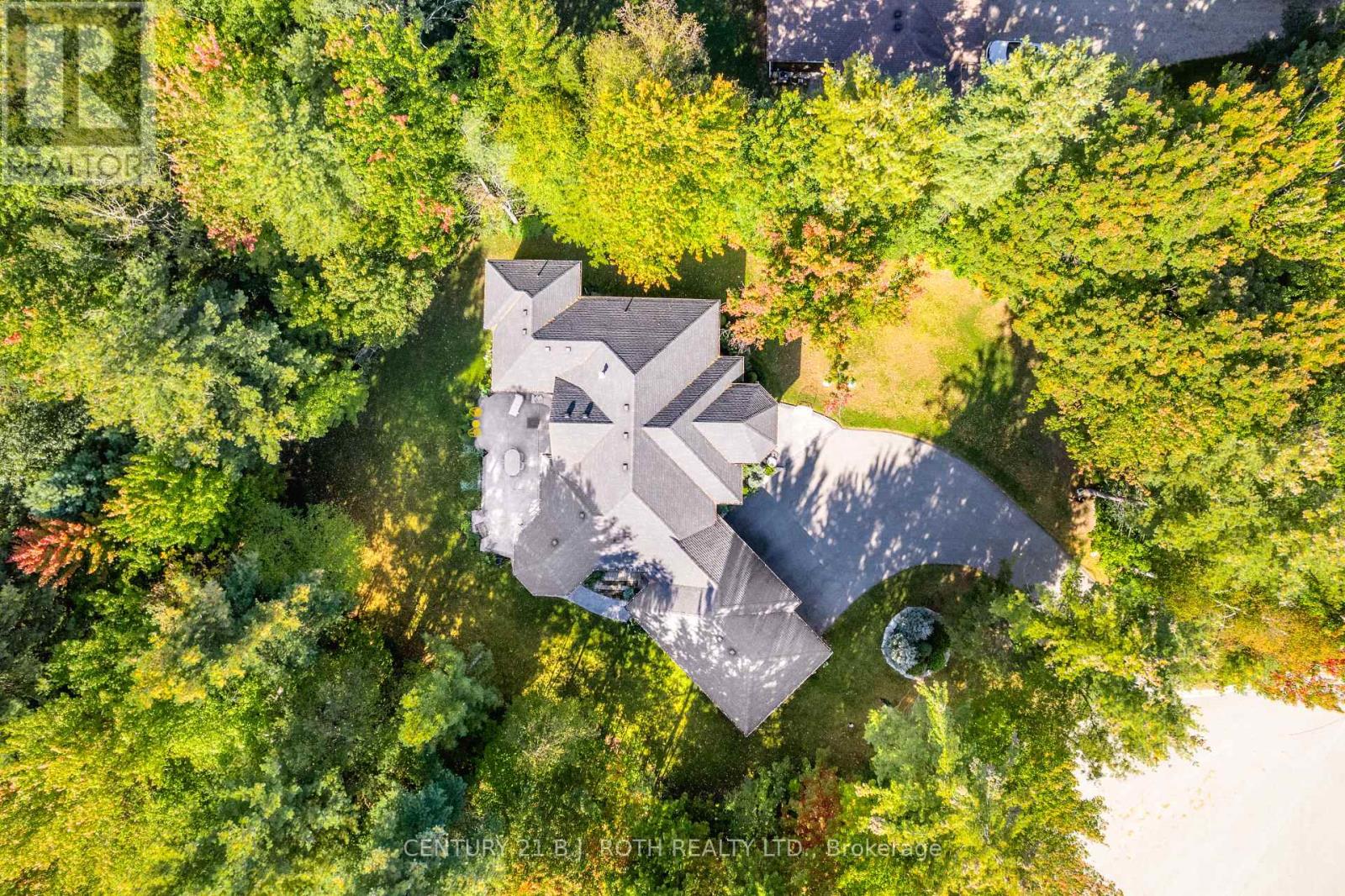 2 Sycamore Circle — photo 46