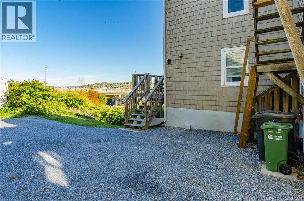 143 Elliott Row - 21