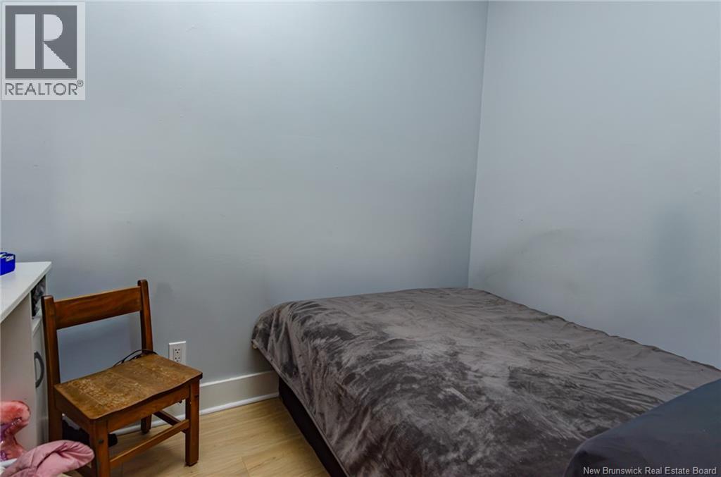 143 Elliott Row - 6