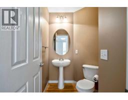 31 Springbank Terrace SW - photo 5
