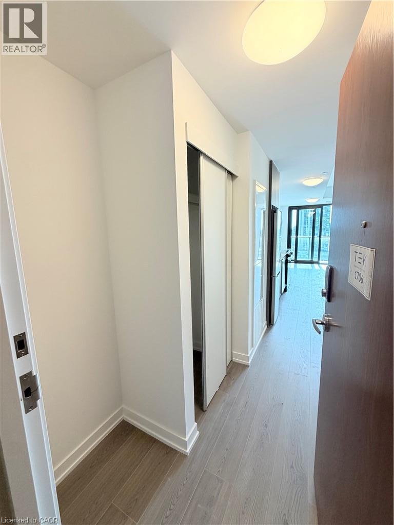 30 Francis Street South — photo 3