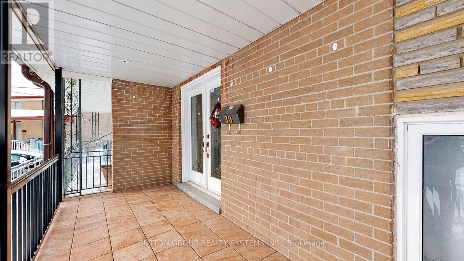 30 Coronado Court — photo 4