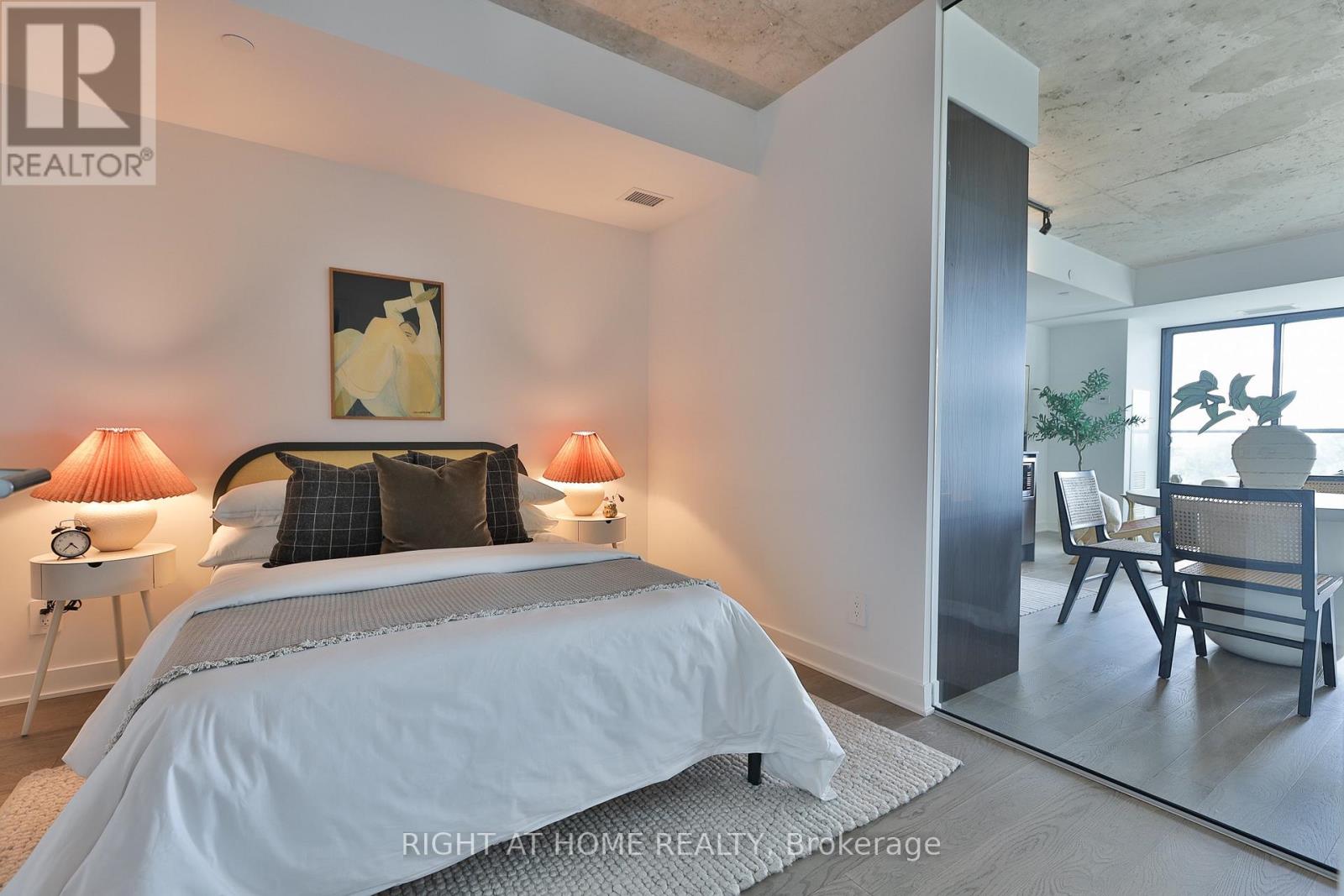 524- 2720 Dundas Street West, Toronto, ON photo 18