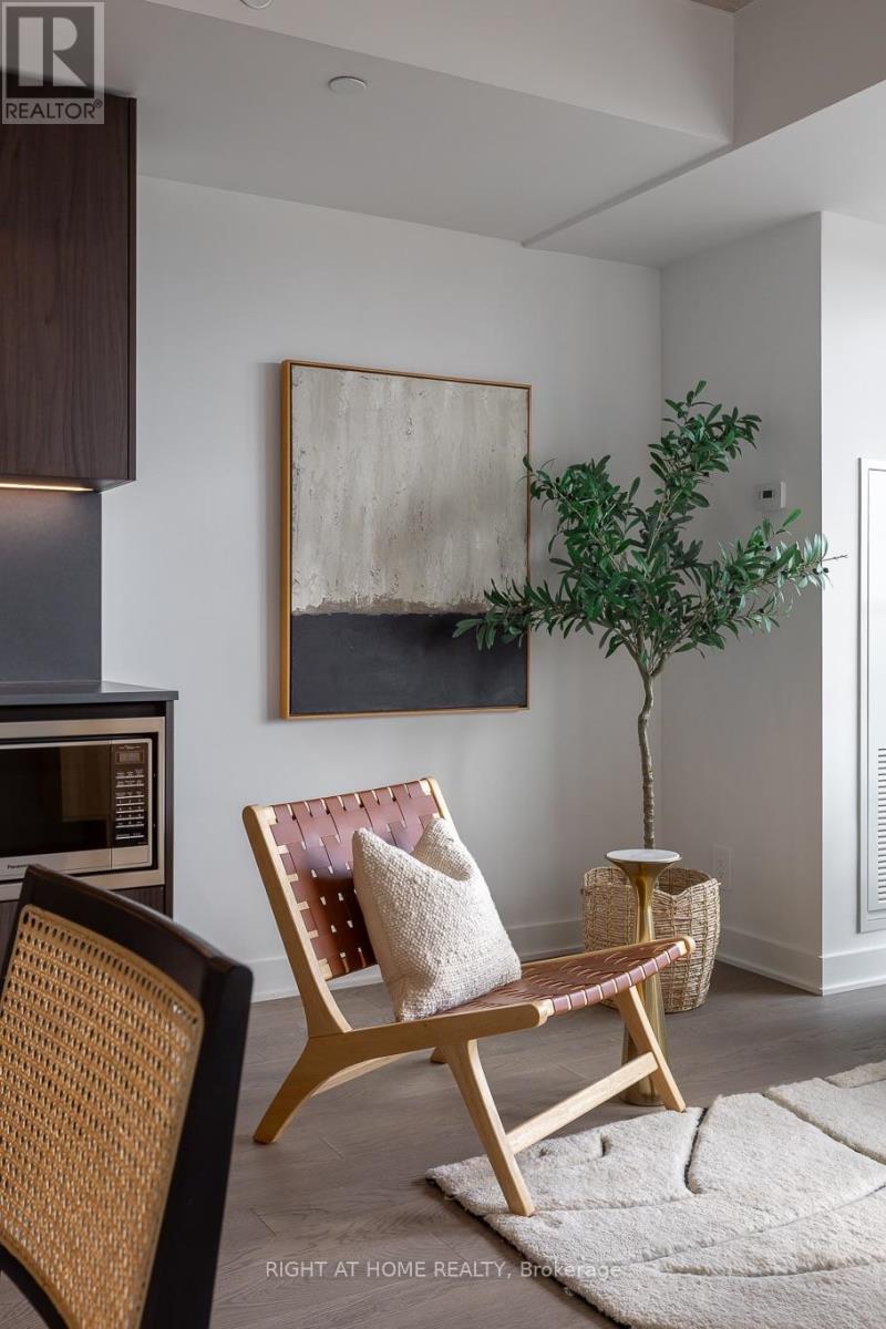 524- 2720 Dundas Street West, Toronto, ON photo 3