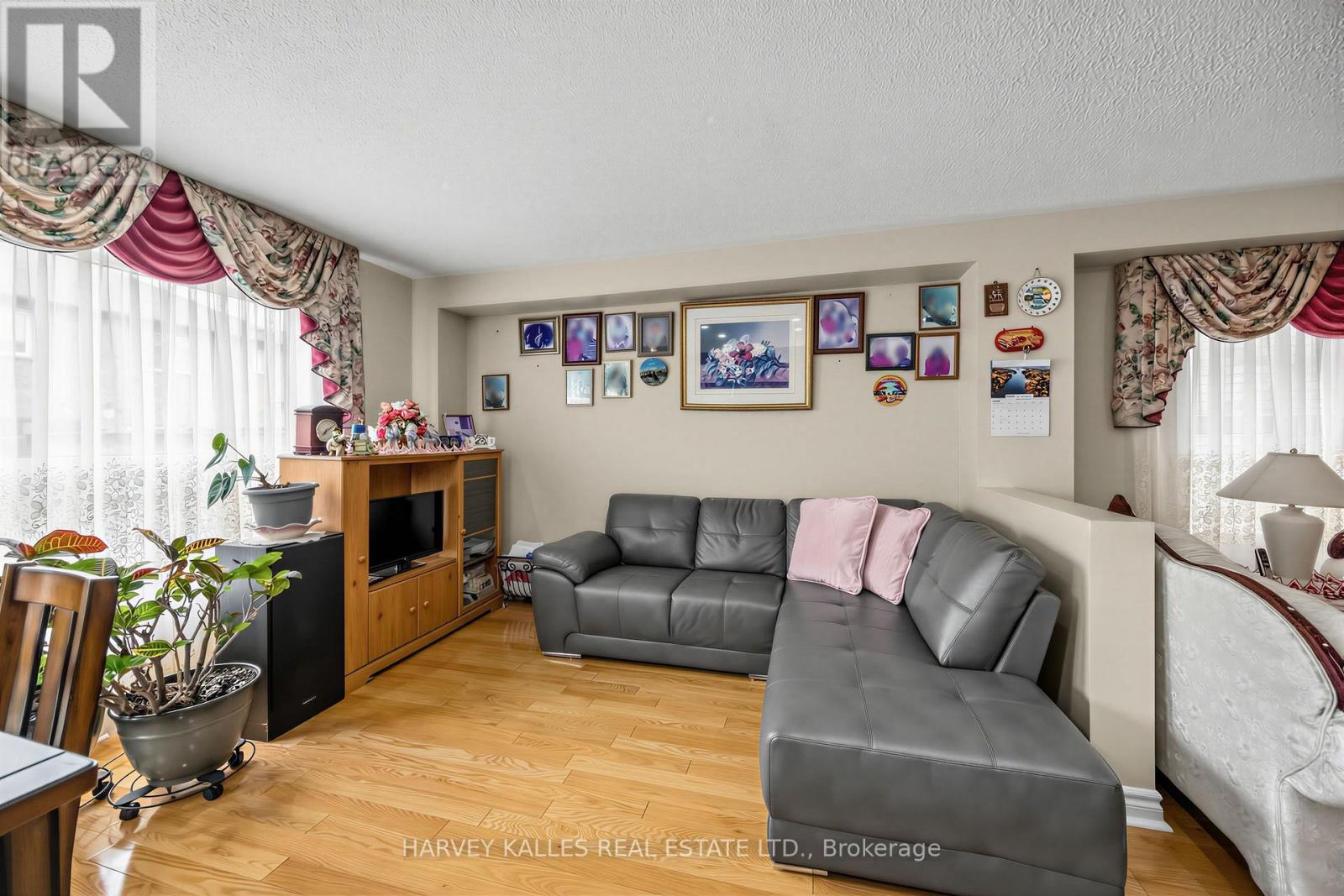 39 Ridgefield Court, Brampton, ON photo 13
