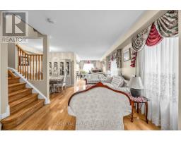 Kitchen - 39 Ridgefield Court, Brampton, ON L6P1B4 Photo 6
