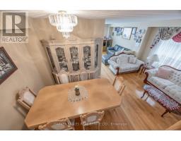 Primary Bedroom - 39 Ridgefield Court, Brampton, ON L6P1B4 Photo 9