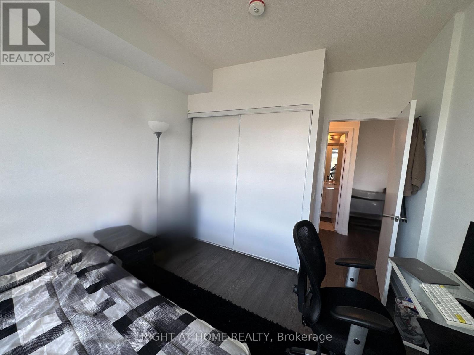 251 Manitoba Street — photo 14