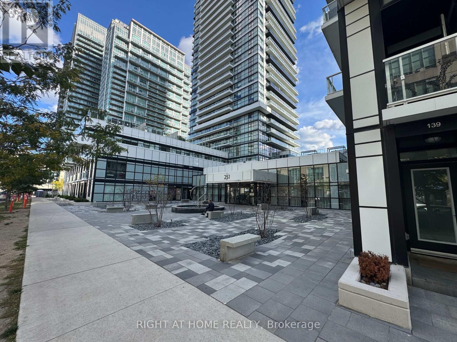 251 Manitoba Street — photo 20