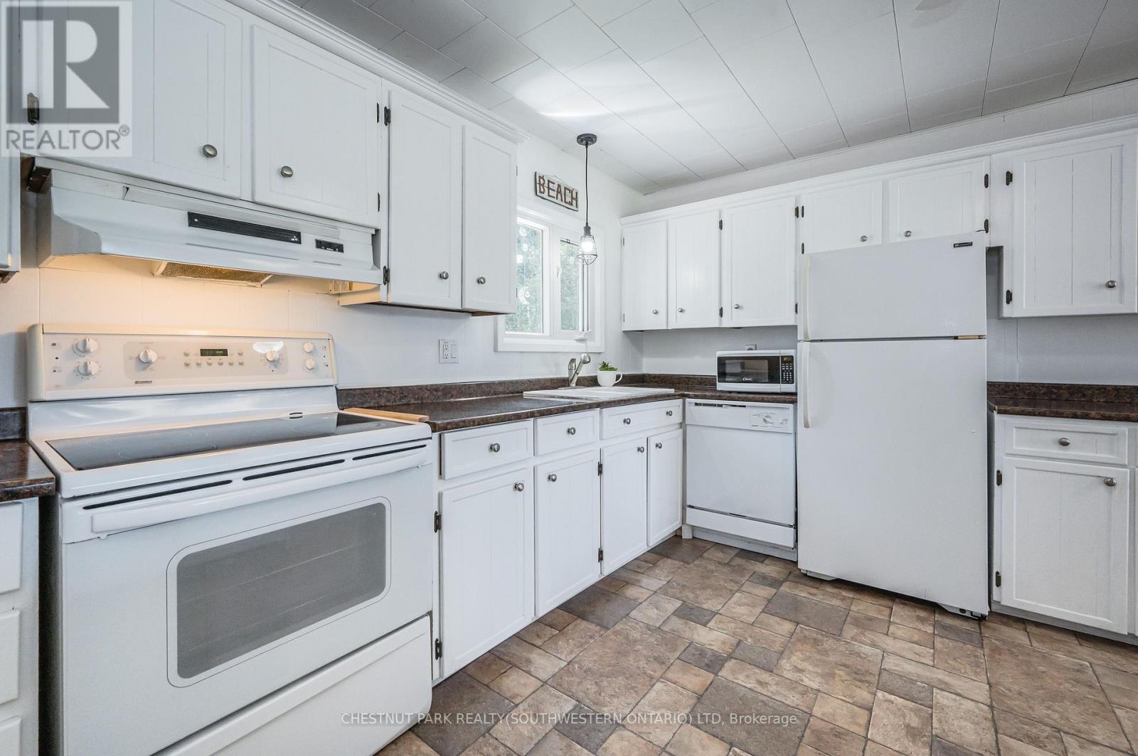 72562 Princess Street, Bluewater, ON photo 17
