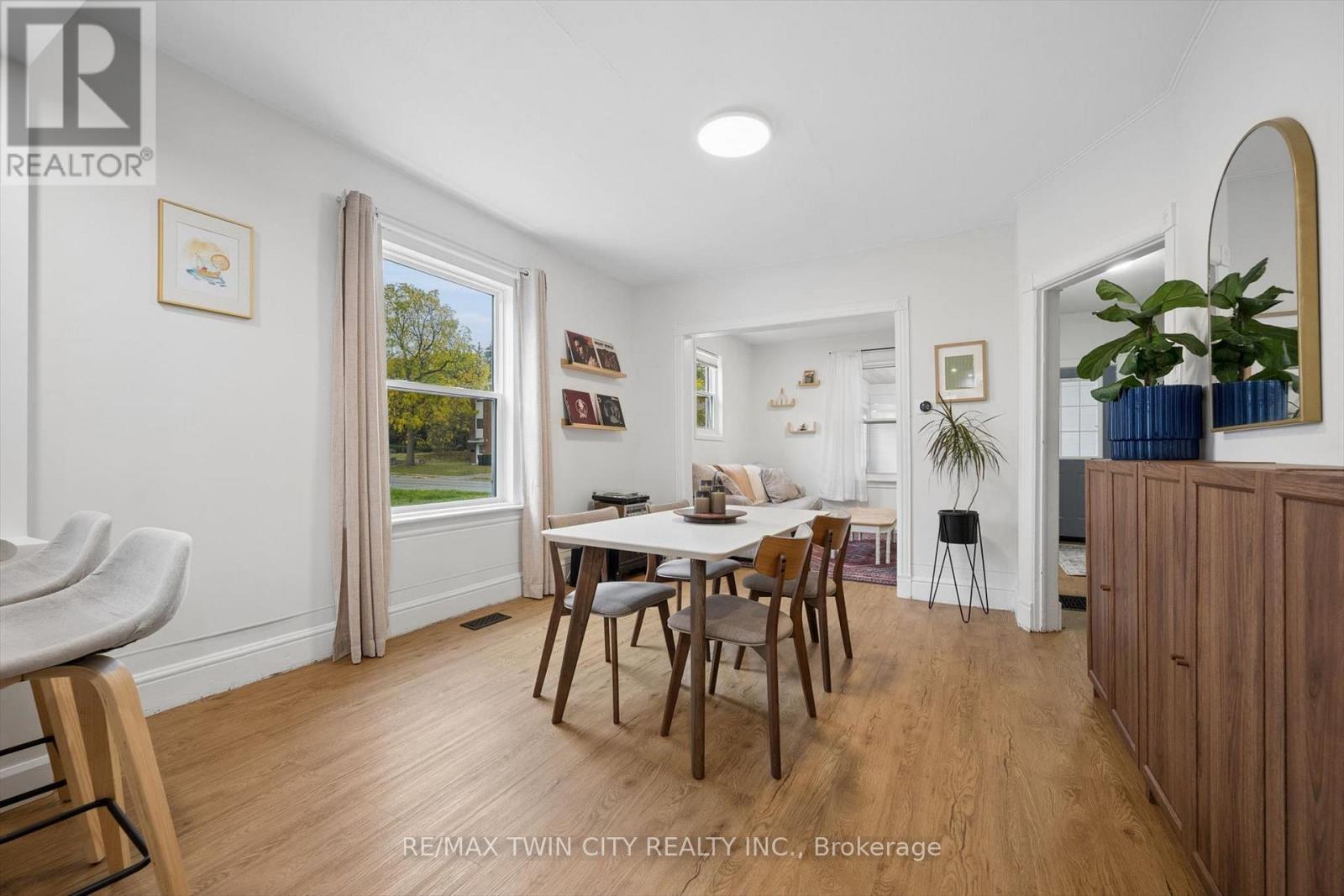 29 Victoria Avenue, Cambridge, ON photo 13