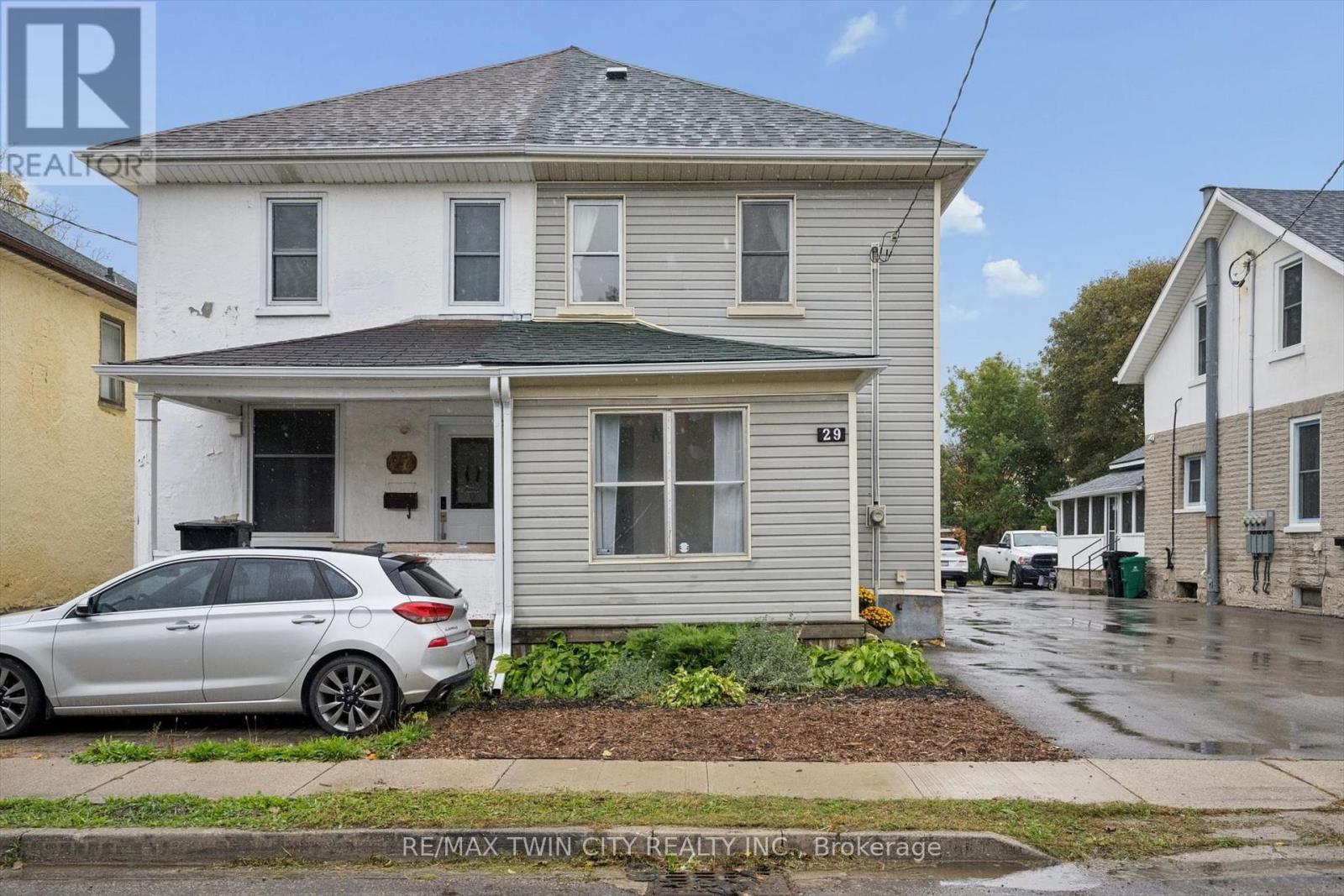 29 VICTORIA AVENUE — photo 2