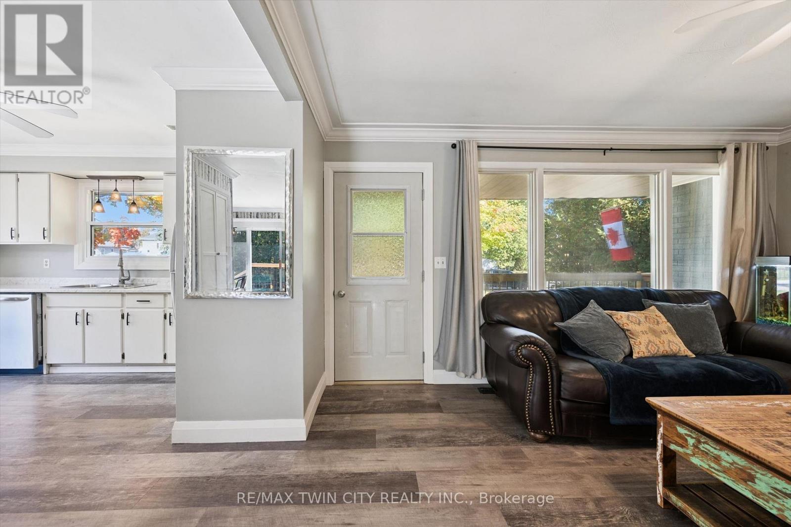 15 Emma Street, Blandford-Blenheim, ON photo 4