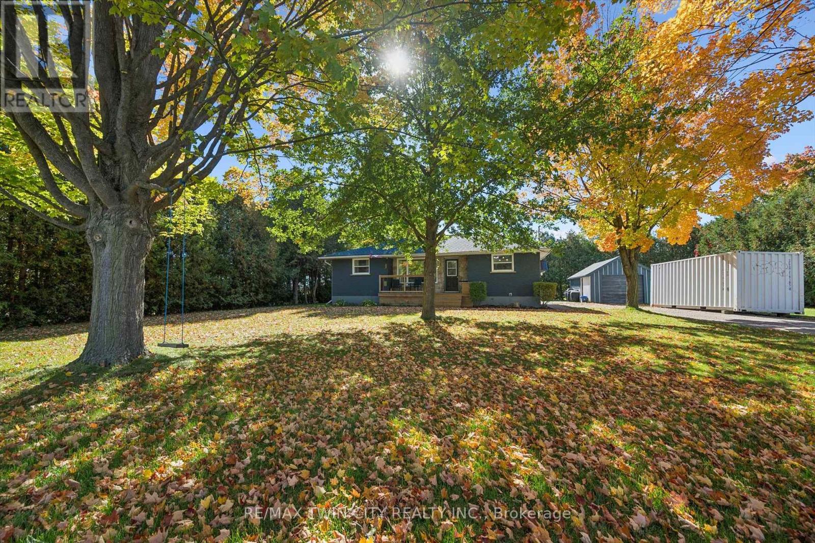 15 Emma Street, Blandford-Blenheim, ON photo 40